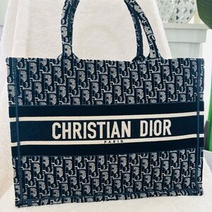 SOLD‼️‼️‼️‼️Dior Monogram Black and White Briefcase